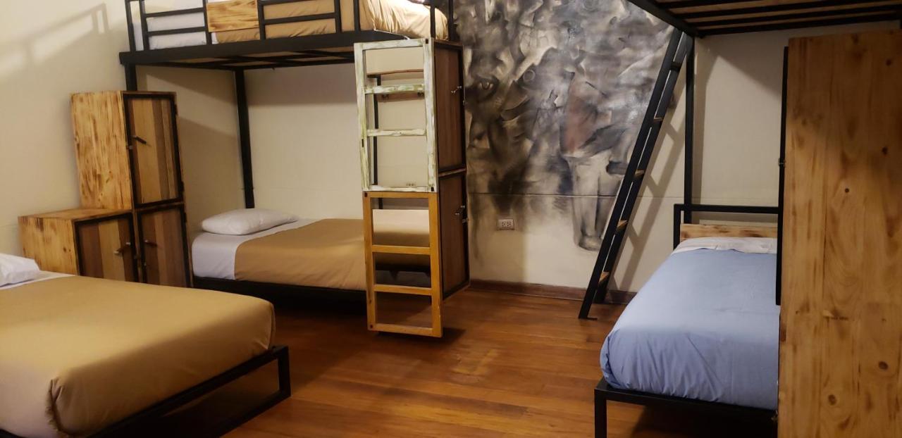 Hommam (Adults Only) Hostel Cuzco Buitenkant foto